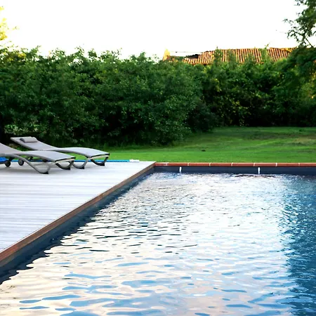 Nocleg ze śniadaniem La Garoffe 3*