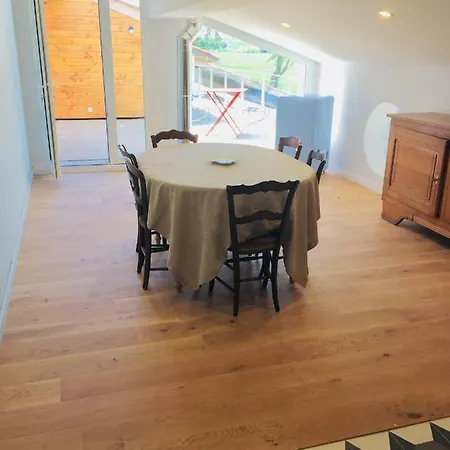 Nocleg ze śniadaniem La Garoffe 3*